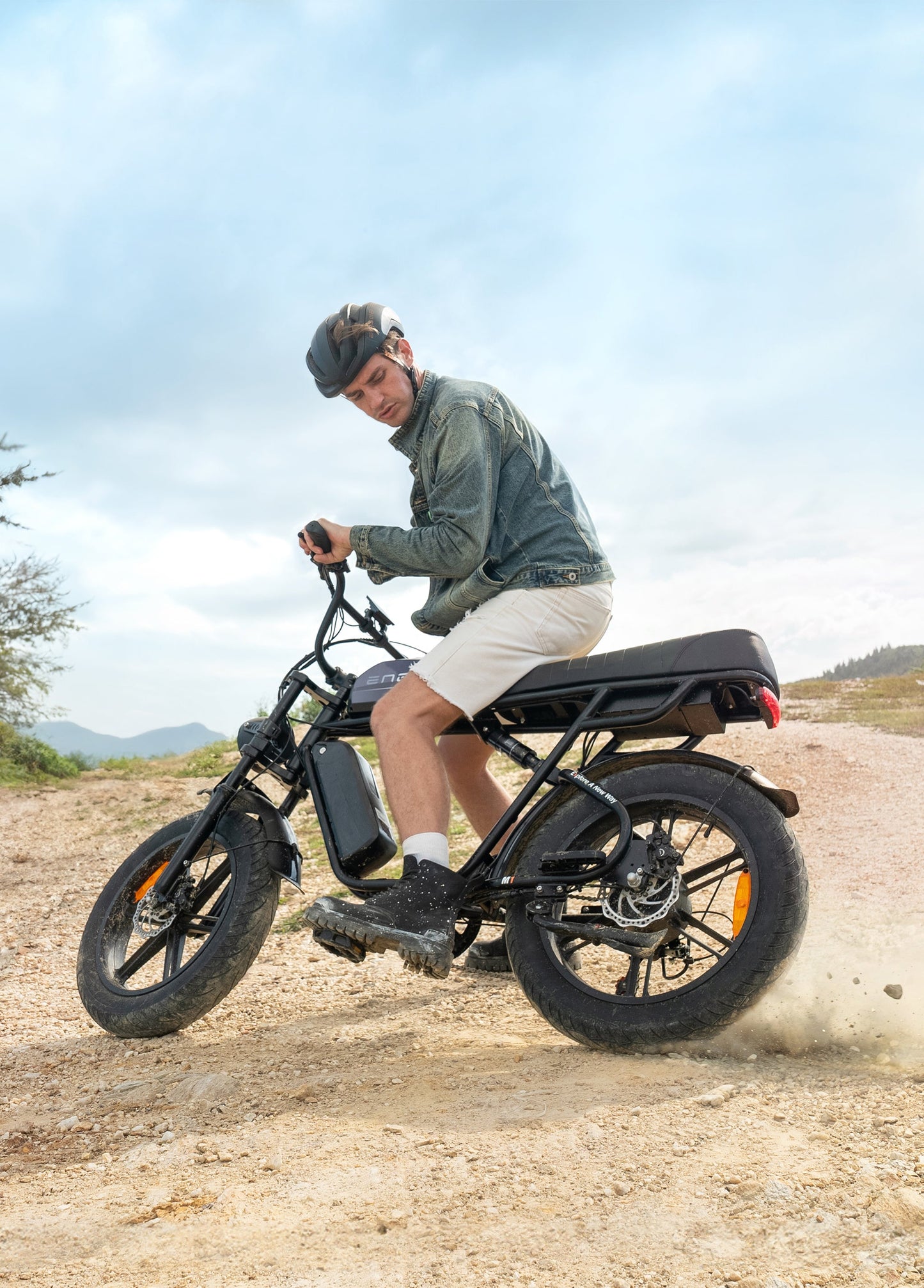 ENGWE M1 | Vélo électrique fatbike double suspension | 20” | 250W | V-max 25 km/h | Autonomie 170 km - Nova Bikes