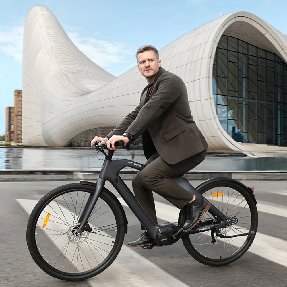 ENGWE MapFour N1 PRO | Vélo électrique urbain 700C moteur central | Fibre de carbone | Couple 80 Nm | Autonomie 100 km - Nova Bikes